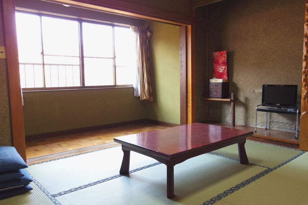 Zero-Project Japan Guesthouse Яманакако Екстер'єр фото